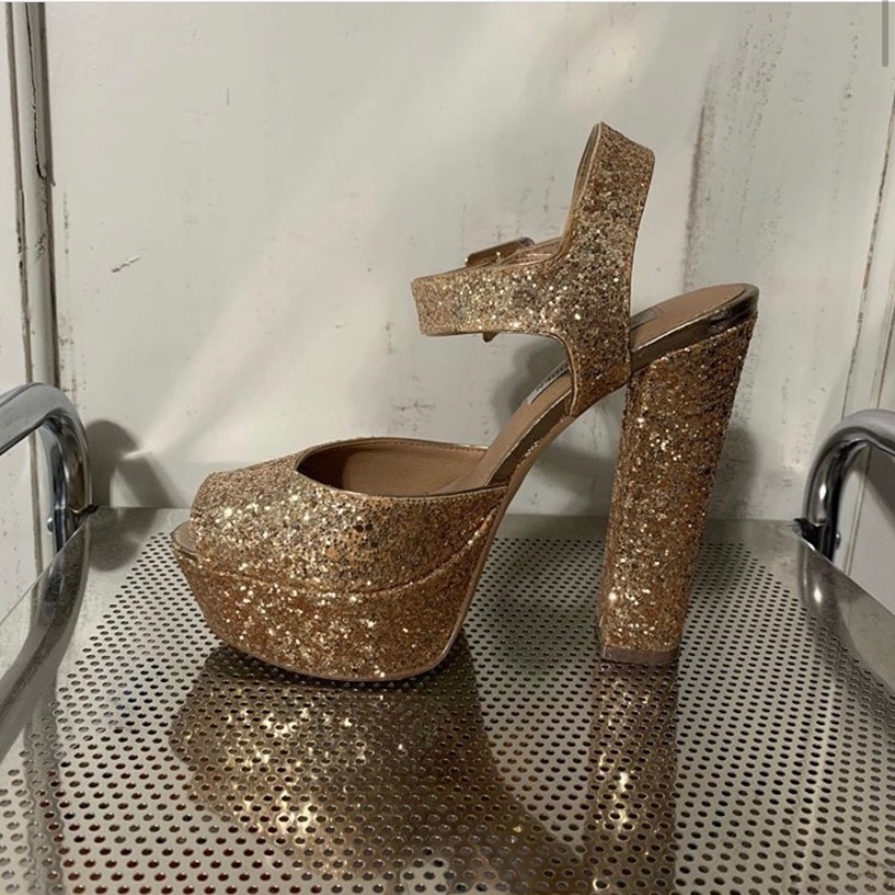 Steve Madden chunky heels